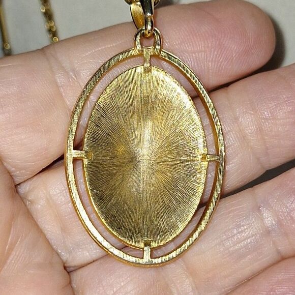 Elegant Vintage Women's Necklace Layered Gold Tone Evening Cocktail Party - Picture 6 of 10